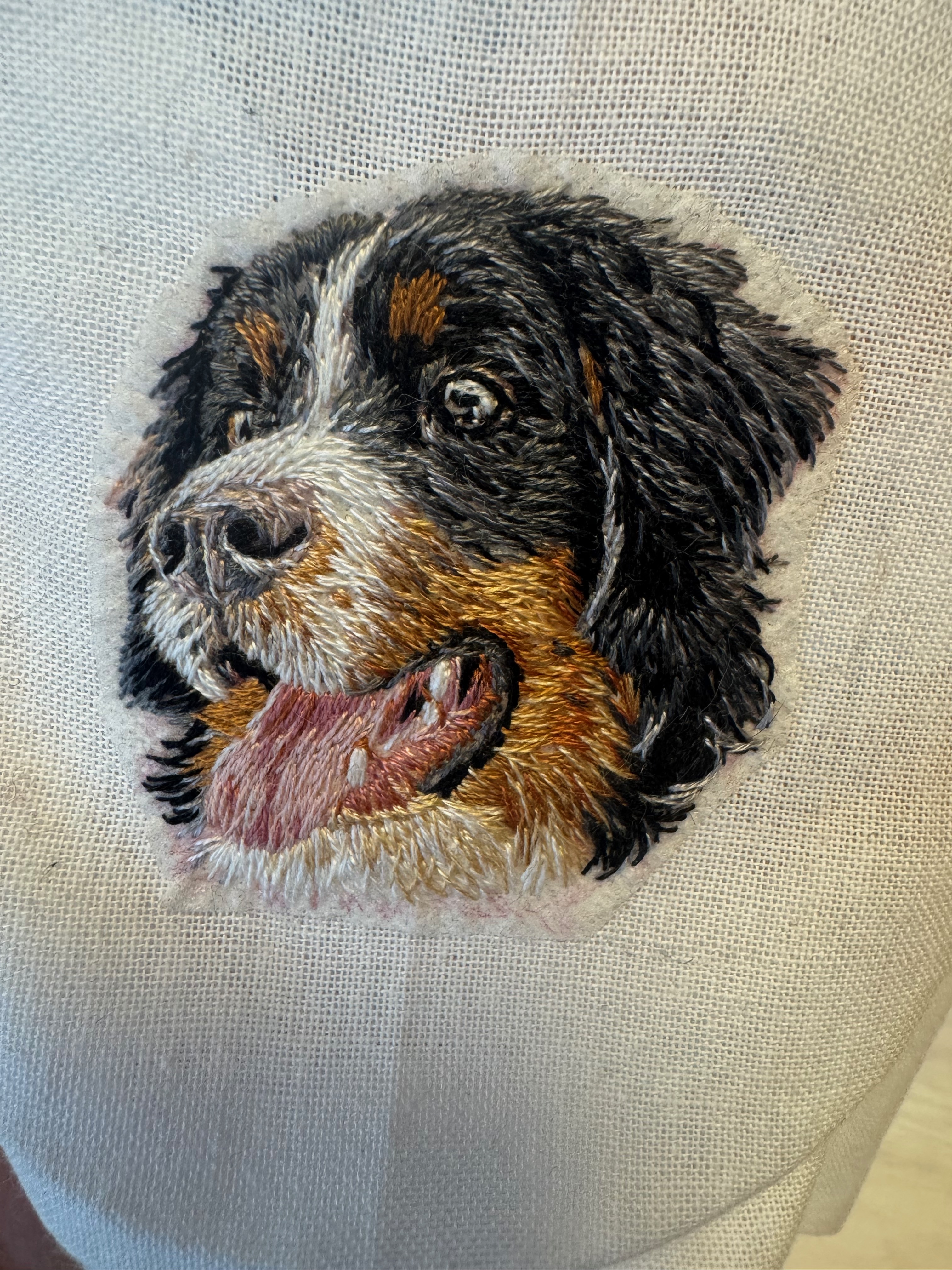 7.5cmサイズの刺繍作品